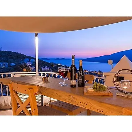 Sleeps 8 Pool Air Con Wifi Villa